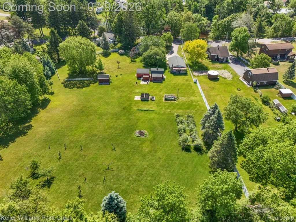 204 Russell Road Kawkawlin Township MI 48631