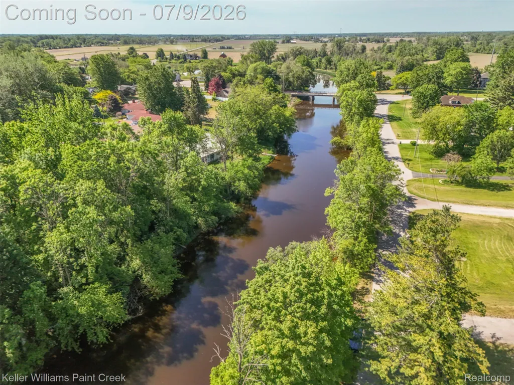204 Russell Road Kawkawlin Township MI 48631