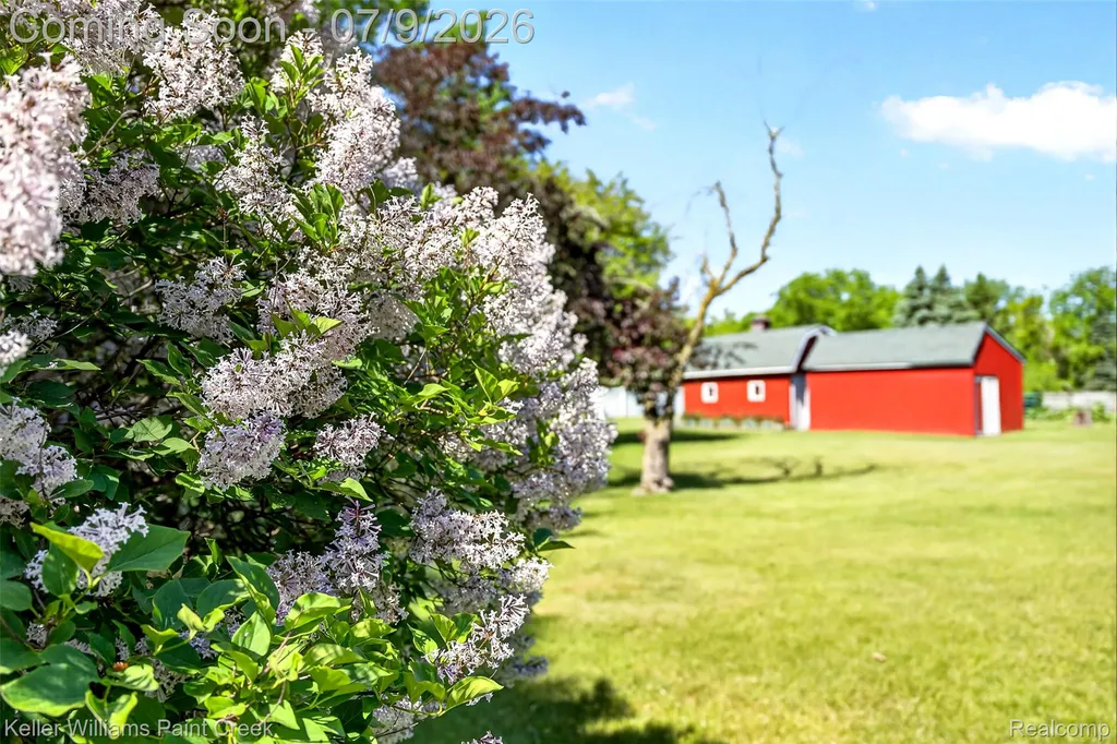204 Russell Road Kawkawlin Township MI 48631