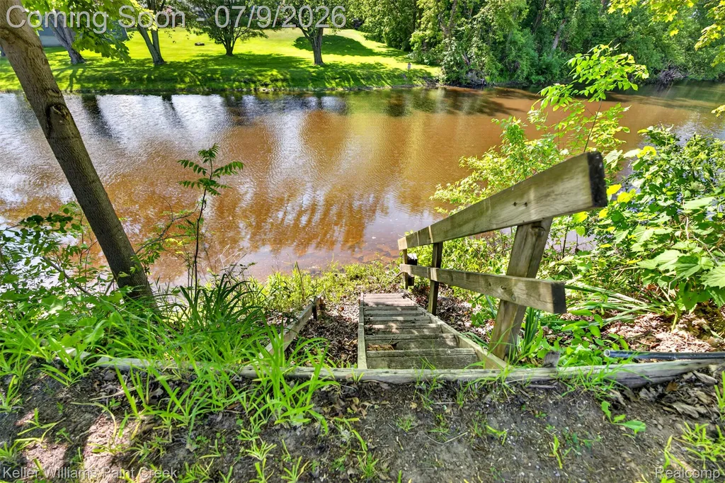 204 Russell Road Kawkawlin Township MI 48631