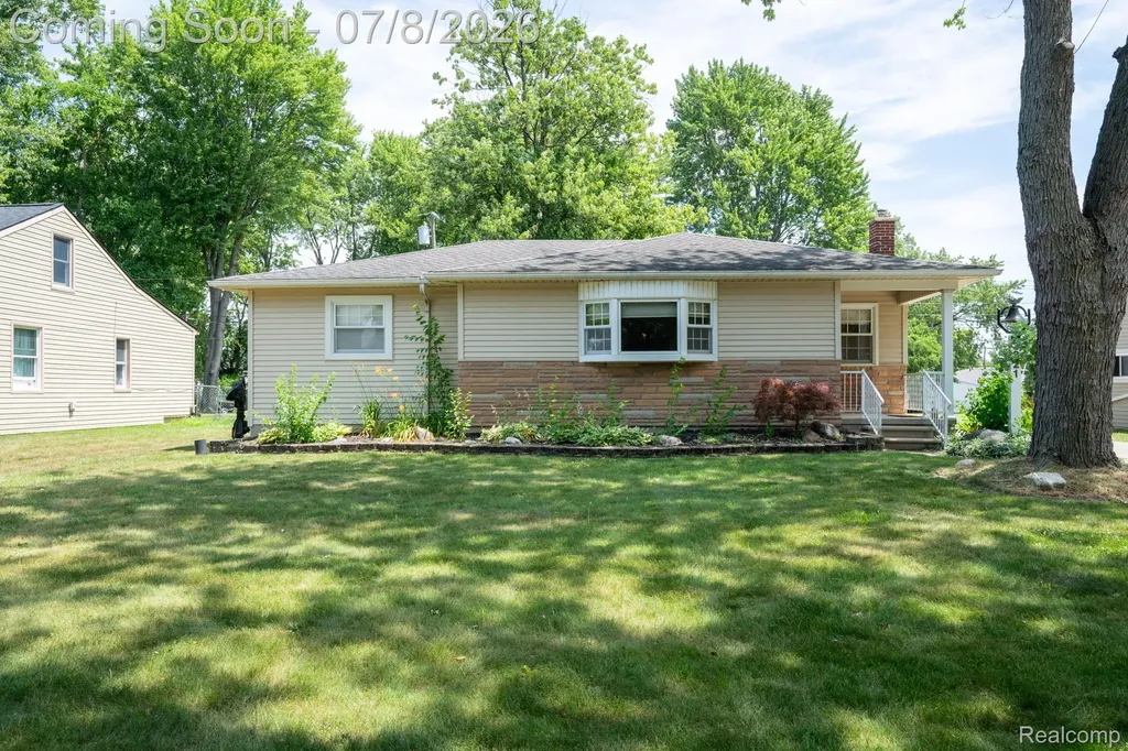 3321 Lafayette Drive Trenton City MI 48183