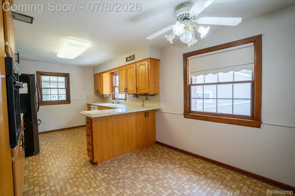 3321 Lafayette Drive Trenton City MI 48183