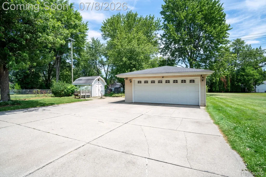 3321 Lafayette Drive Trenton City MI 48183