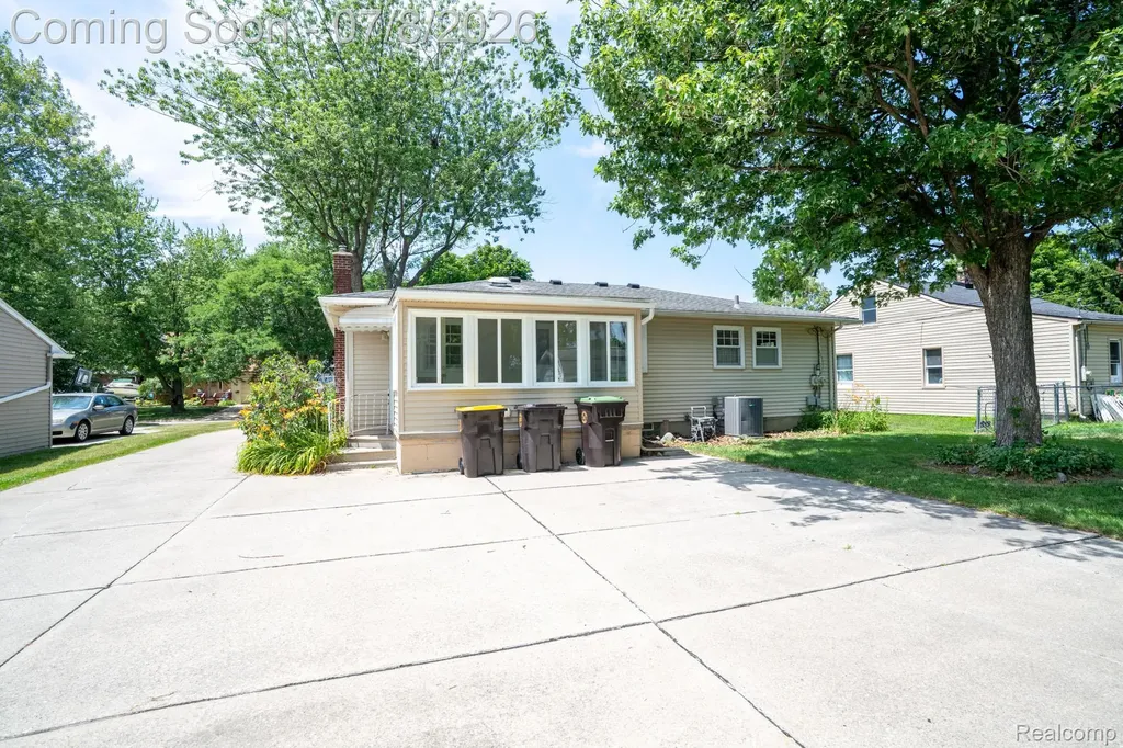 3321 Lafayette Drive Trenton City MI 48183