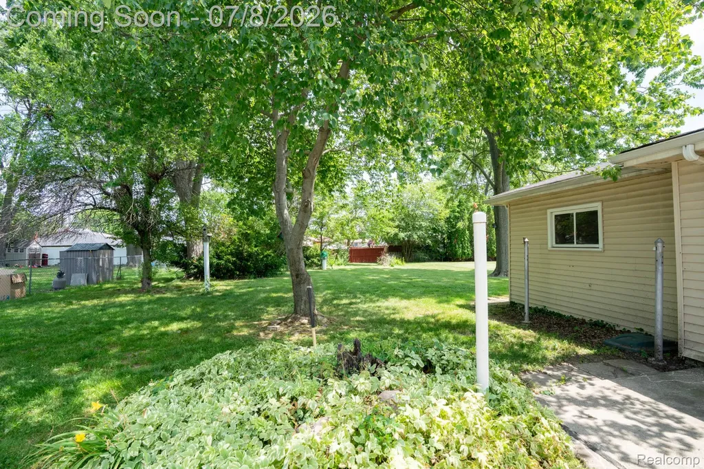 3321 Lafayette Drive Trenton City MI 48183