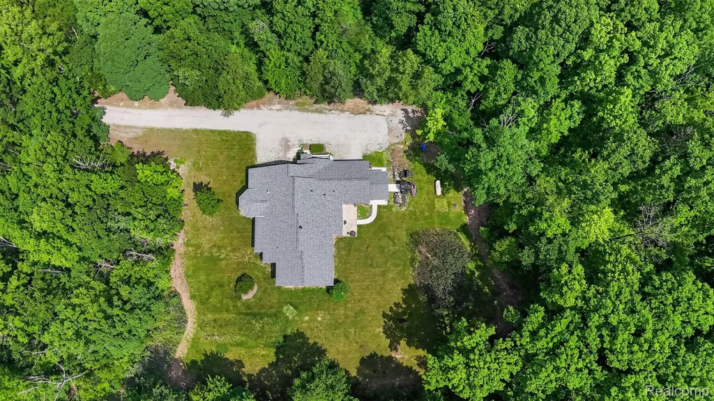 1621 Preservation Lane St. Clair City MI 48079