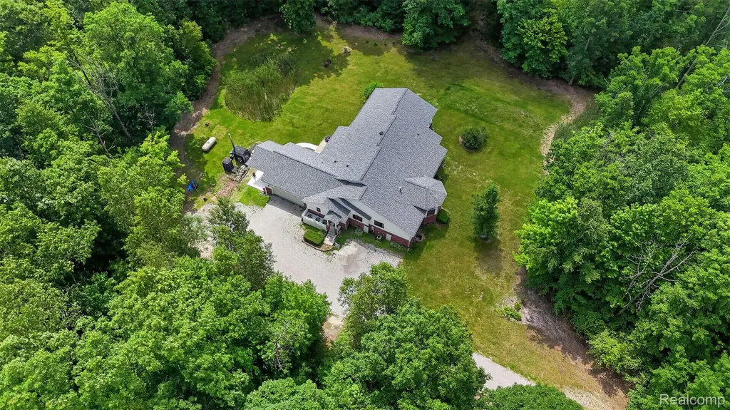 1621 Preservation Lane St. Clair City MI 48079