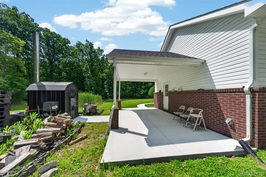 1621 Preservation Lane St. Clair City MI 48079