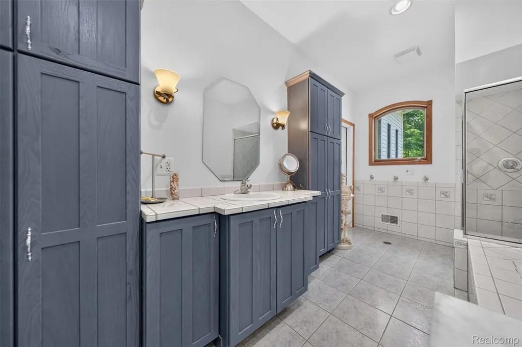 1621 Preservation Lane St. Clair City MI 48079