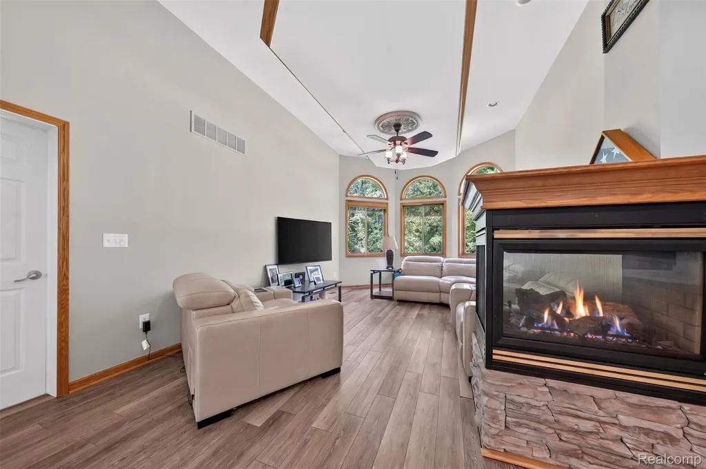 1621 Preservation Lane St. Clair City MI 48079