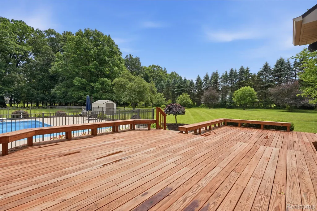 462 Gulley Road Oceola Township MI 48843