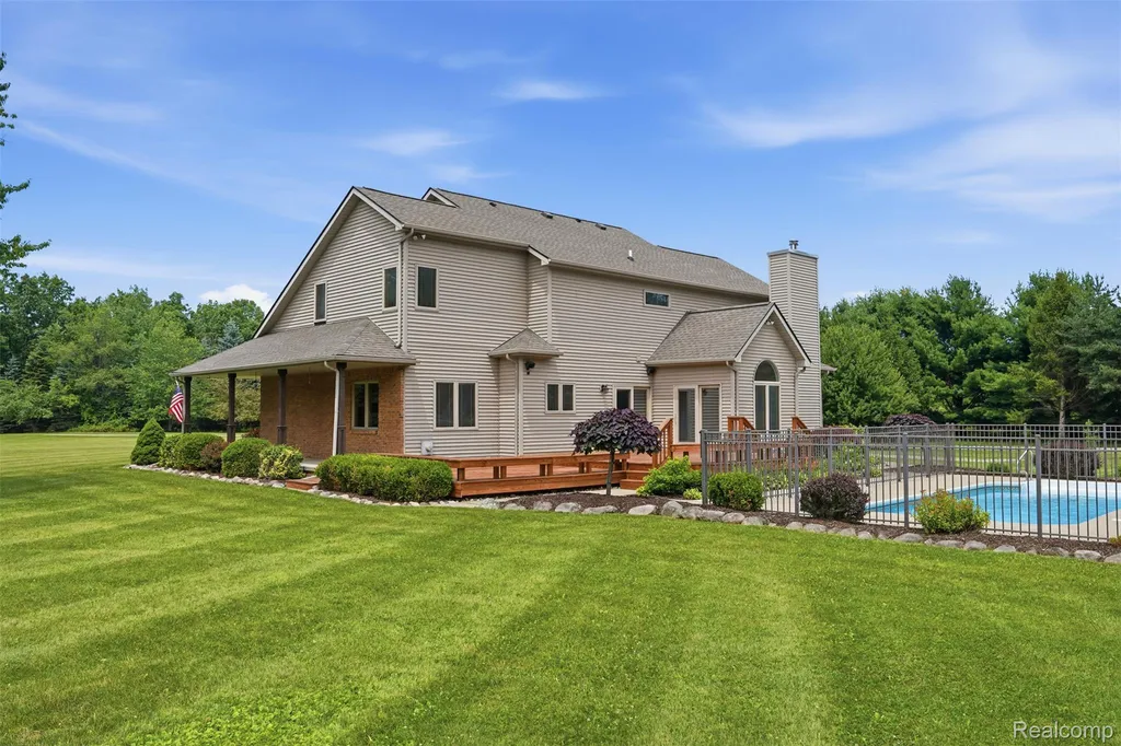 462 Gulley Road Oceola Township MI 48843
