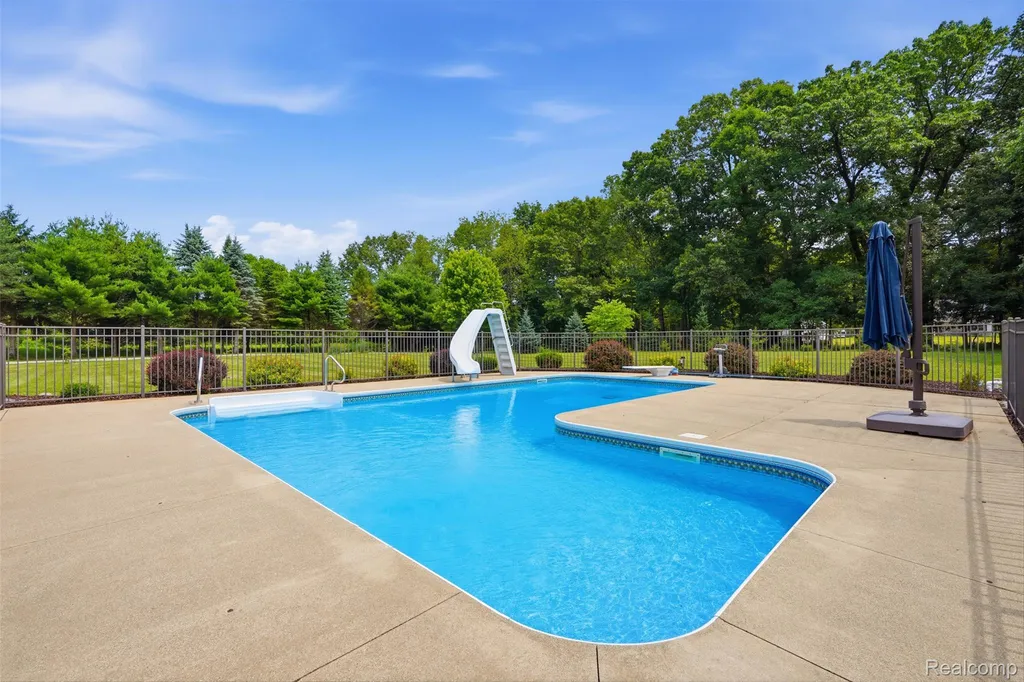 462 Gulley Road Oceola Township MI 48843