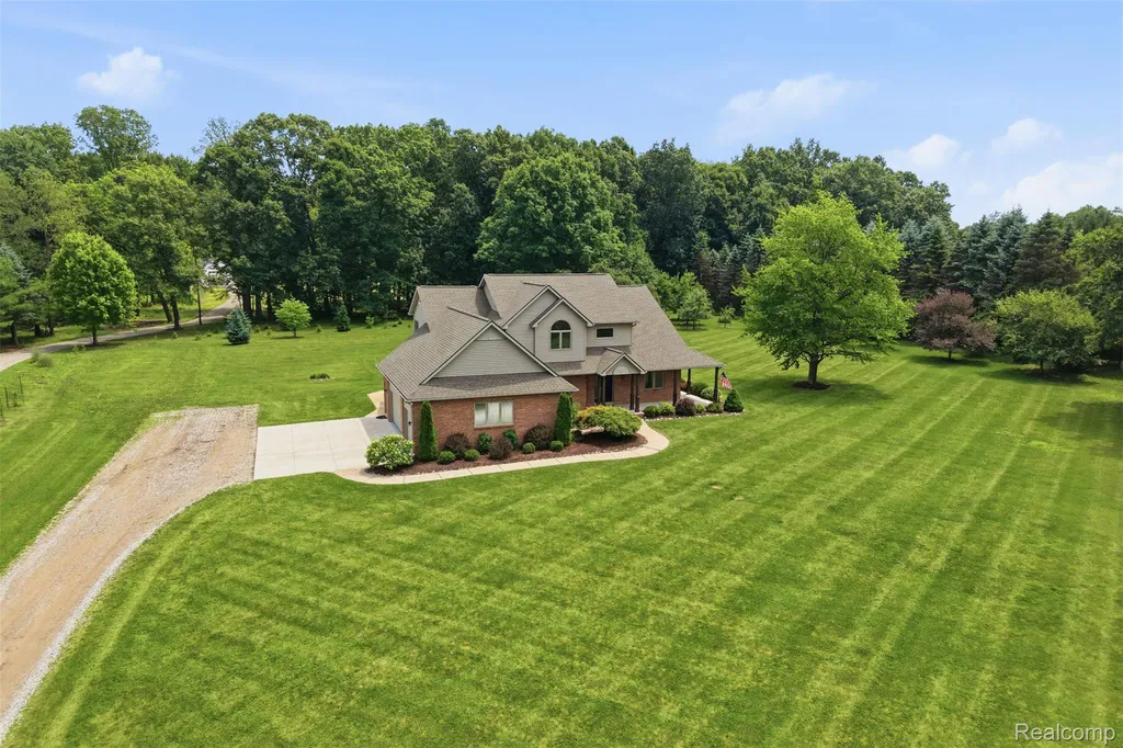 462 Gulley Road Oceola Township MI 48843