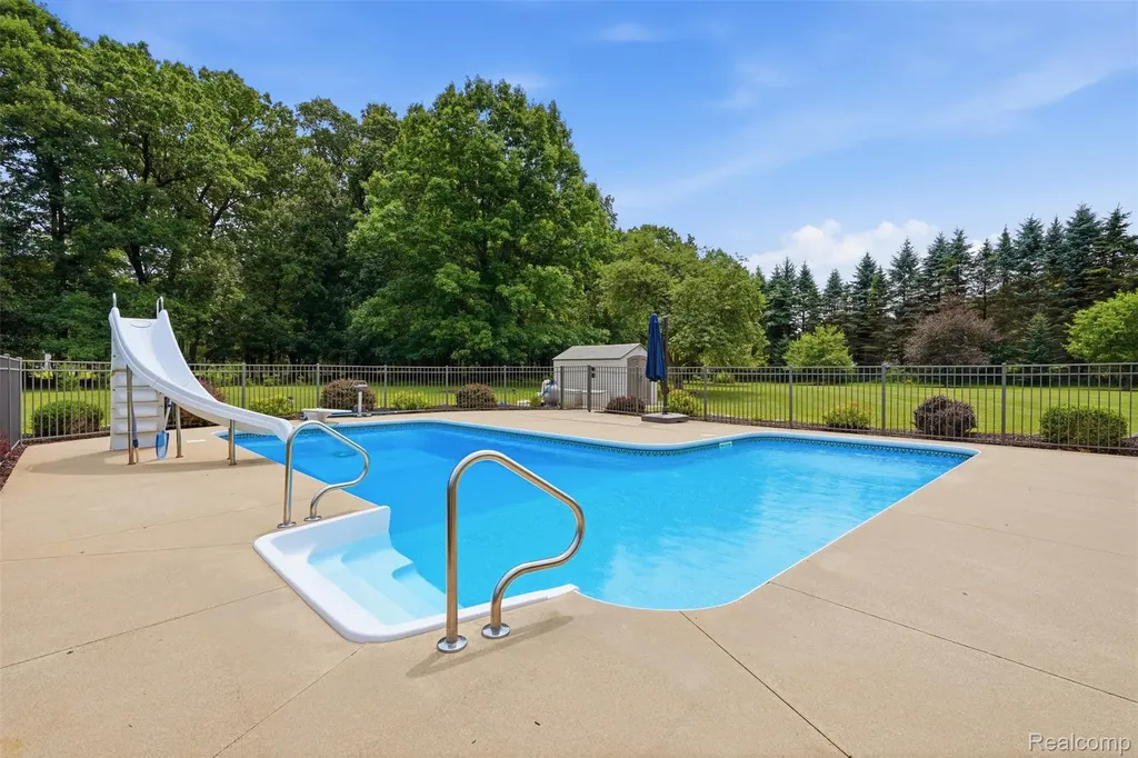 462 Gulley Road Oceola Township MI 48843