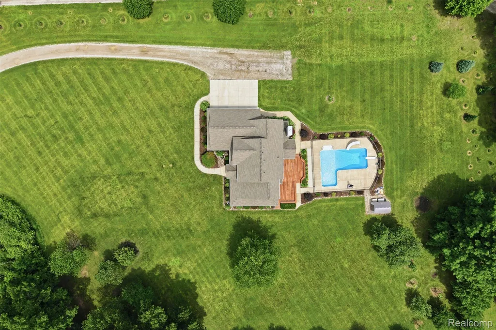 462 Gulley Road Oceola Township MI 48843