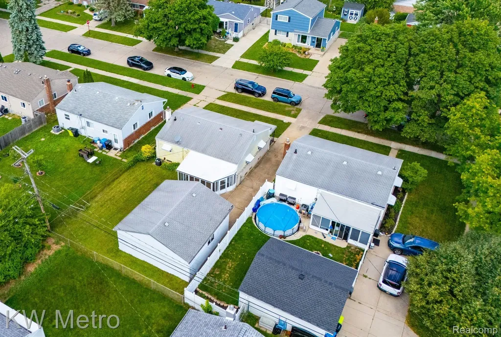 732 Hecht Drive Madison Heights City MI 48071