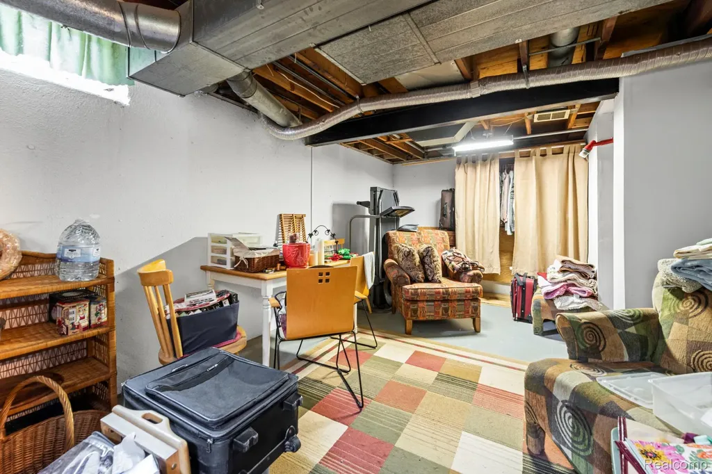 35479 Turner Drive Sterling Heights City MI 48312