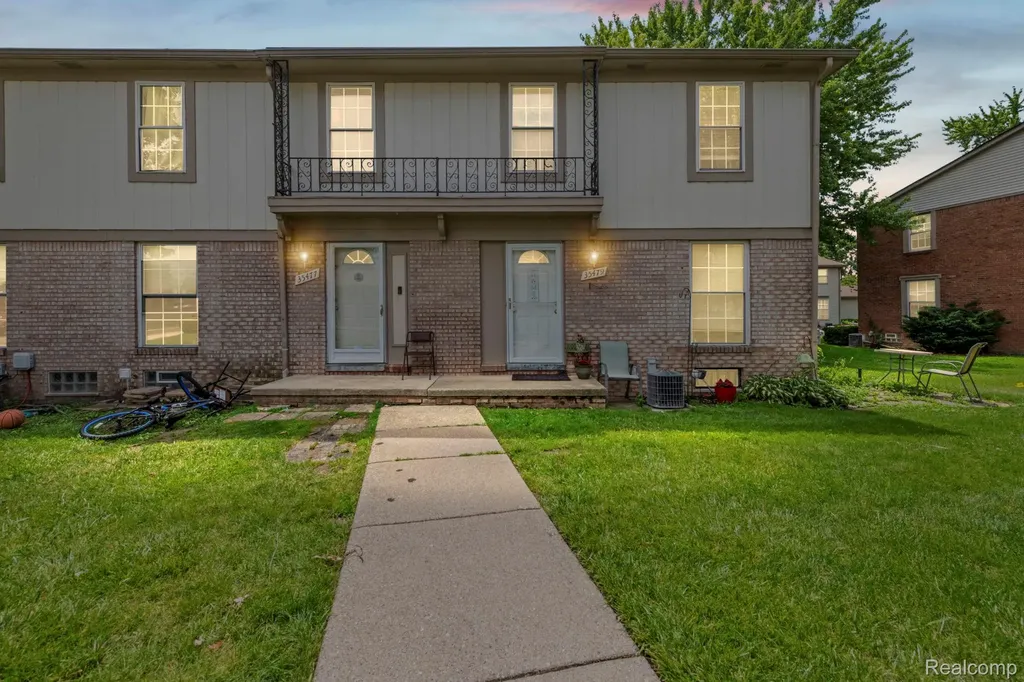 35479 Turner Drive Sterling Heights City MI 48312