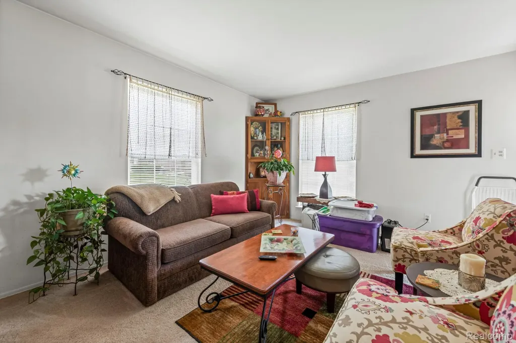 35479 Turner Drive Sterling Heights City MI 48312