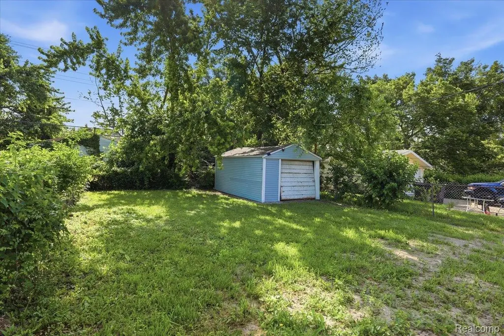 20182 Dequindre Street Detroit City MI 48234
