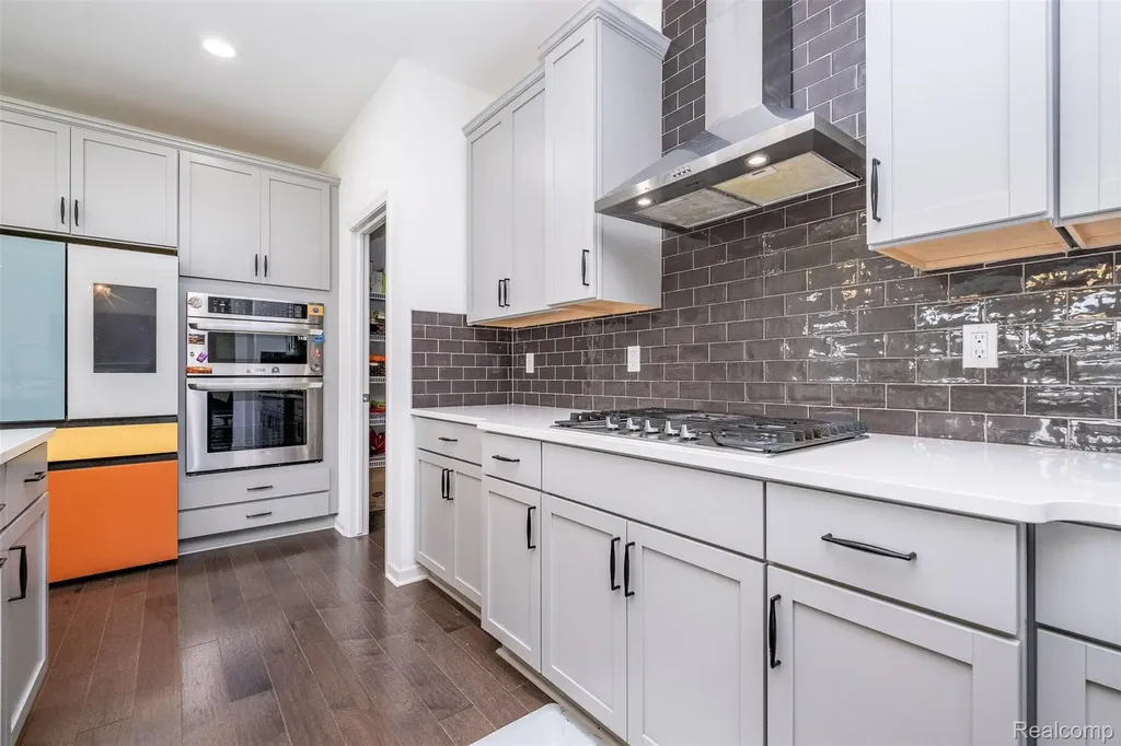 20809 Gidran Drive Lyon Charter Township MI 48178