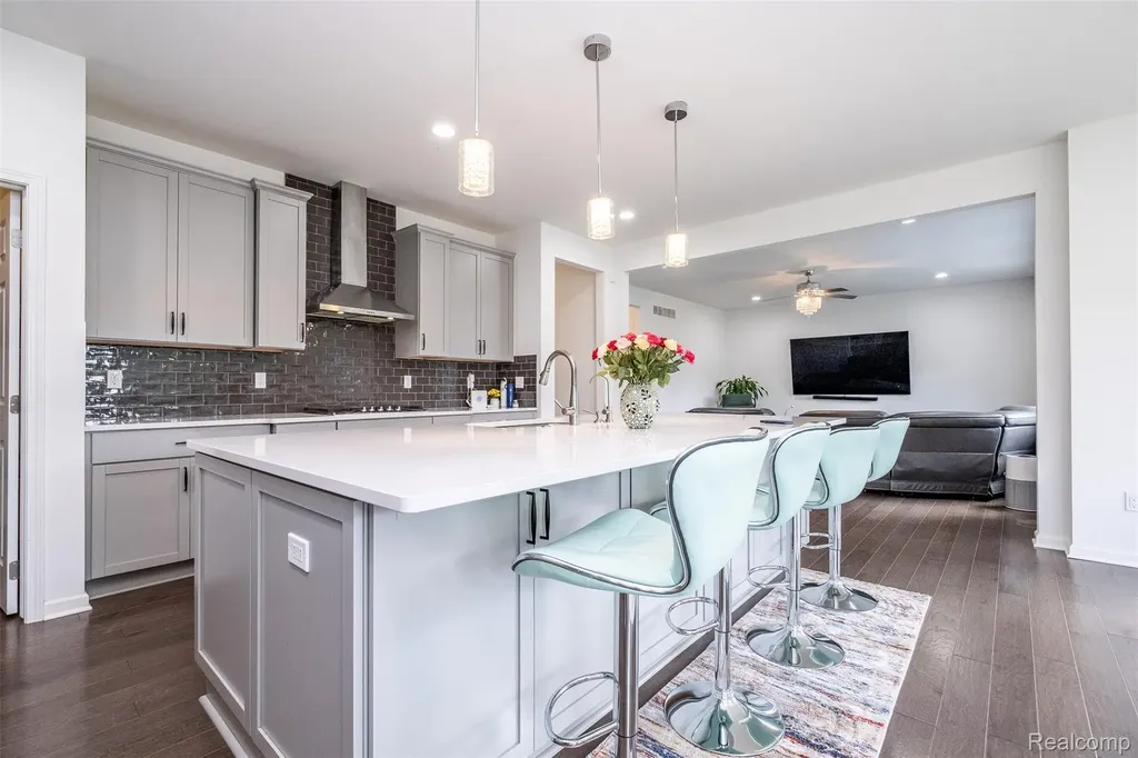 20809 Gidran Drive Lyon Charter Township MI 48178