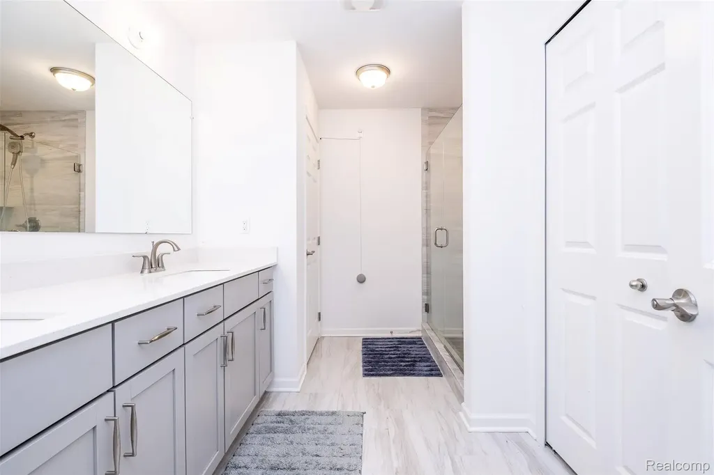 20809 Gidran Drive Lyon Charter Township MI 48178