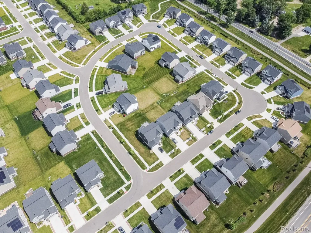 20809 Gidran Drive Lyon Charter Township MI 48178