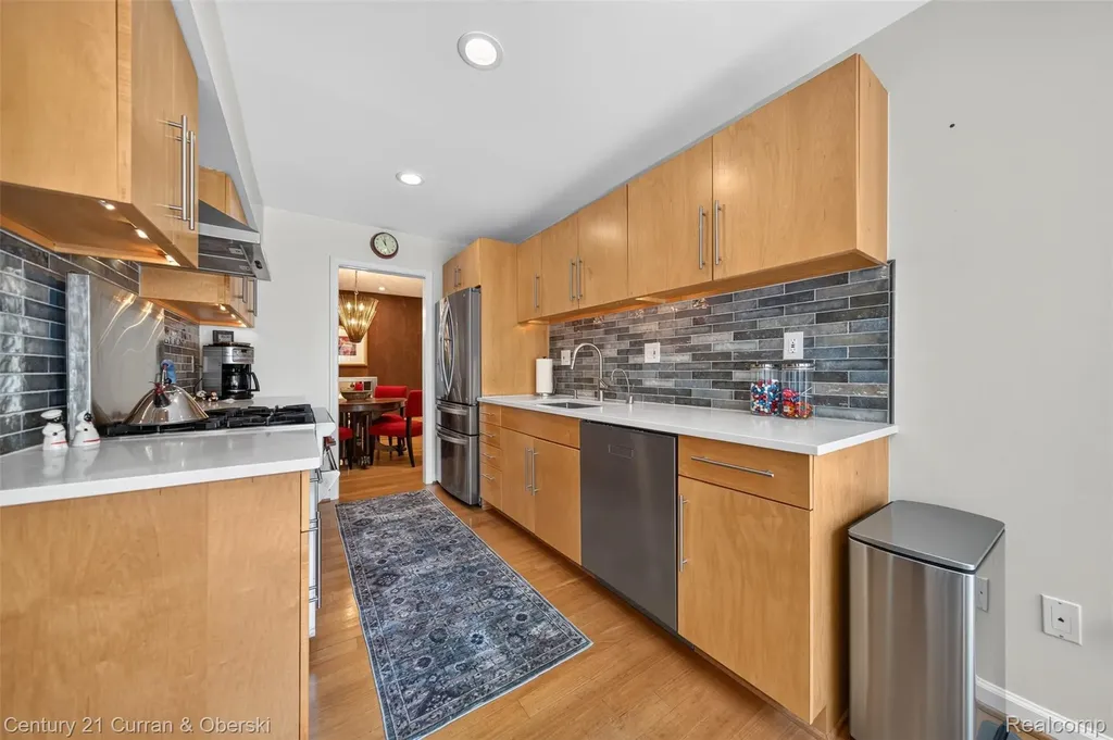 1148 Hillpointe Circle Bloomfield Charter Township MI 48304