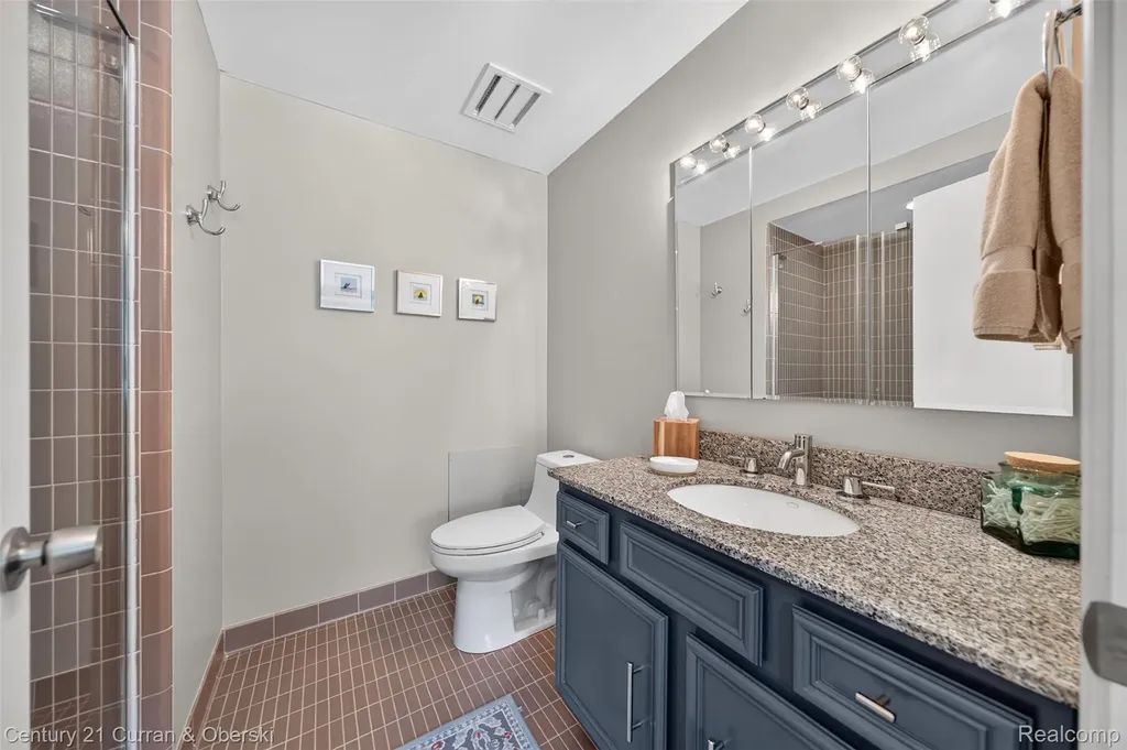 1148 Hillpointe Circle Bloomfield Charter Township MI 48304