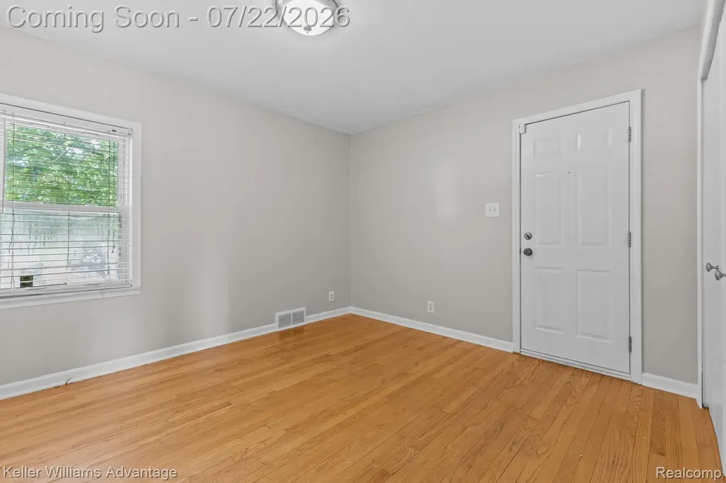 307 E Chesterfield Street Ferndale City MI 48220