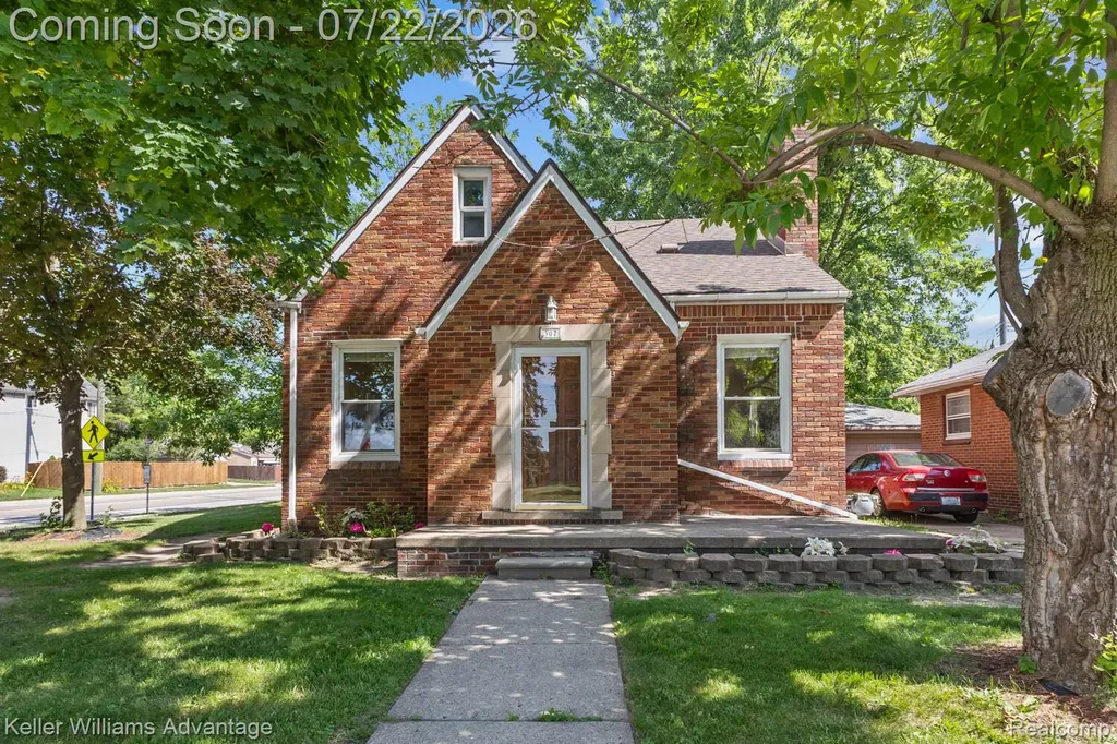 307 E Chesterfield Street Ferndale City MI 48220