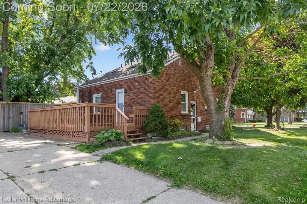 307 E Chesterfield Street Ferndale City MI 48220
