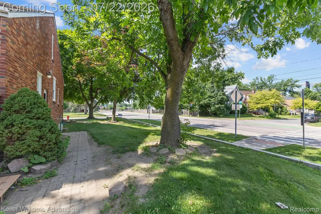 307 E Chesterfield Street Ferndale City MI 48220