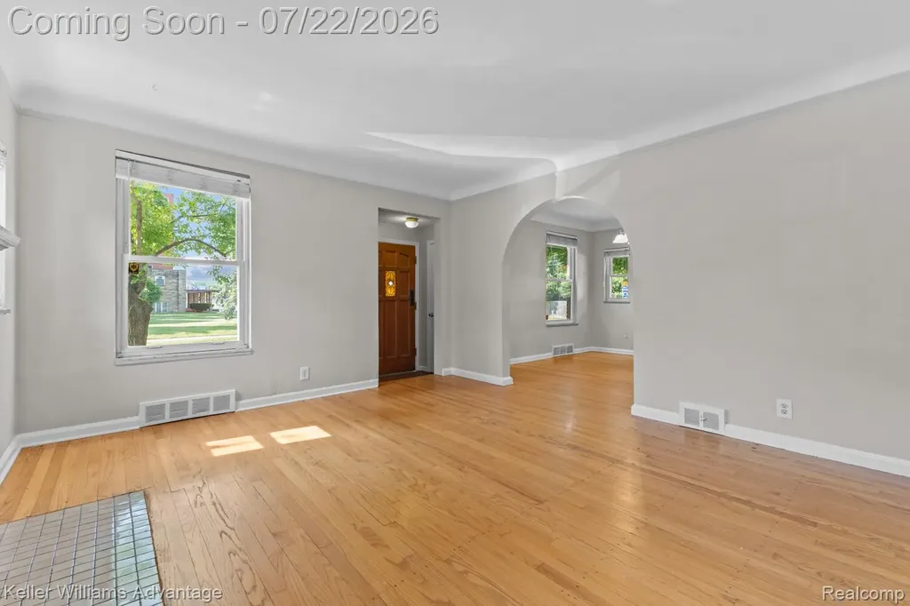 307 E Chesterfield Street Ferndale City MI 48220