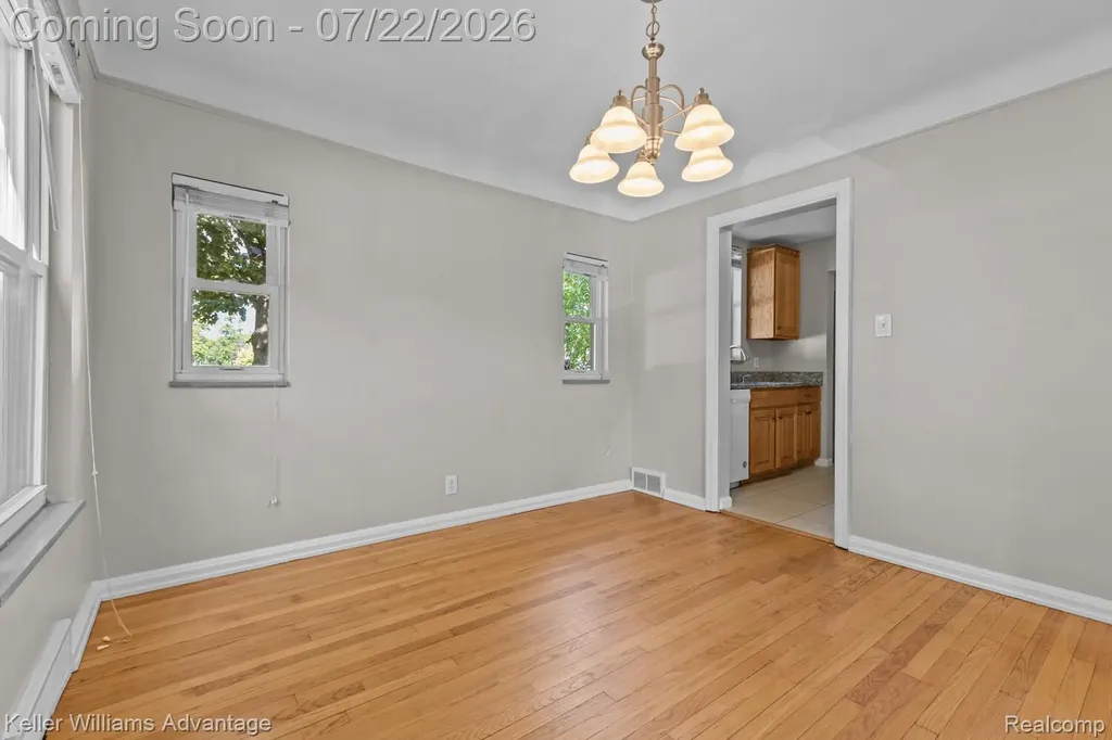 307 E Chesterfield Street Ferndale City MI 48220