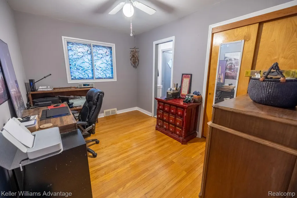 31731 Joy Road Westland City MI 48185