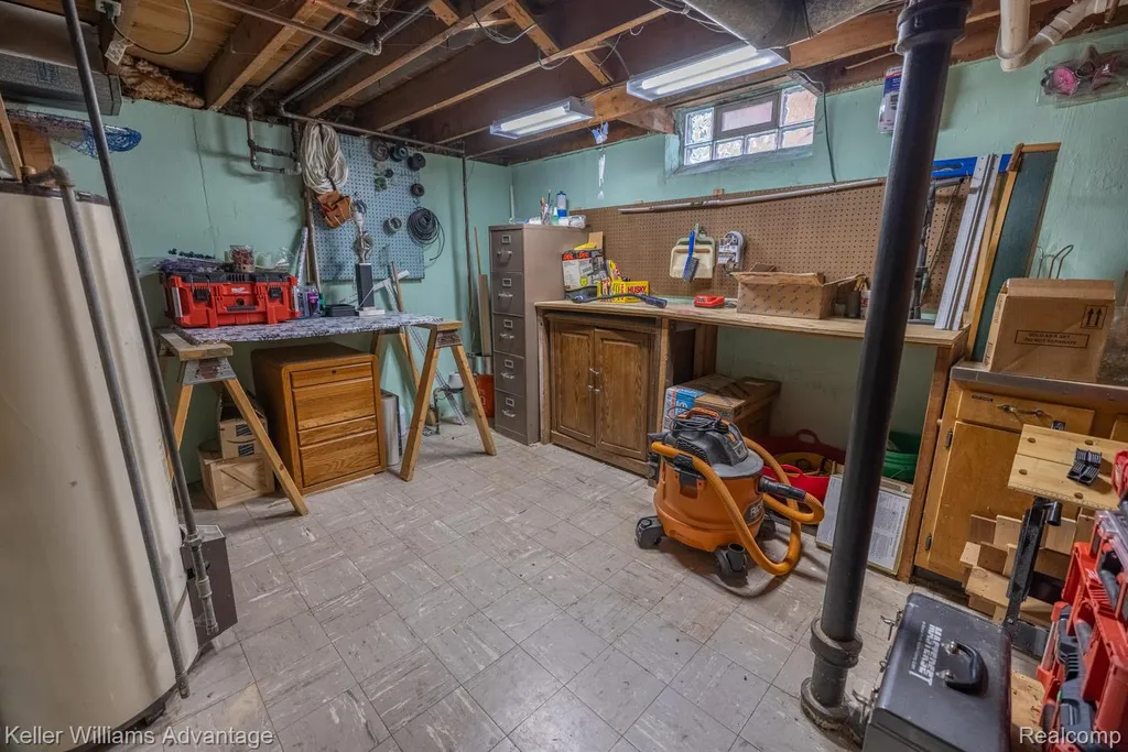 31731 Joy Road Westland City MI 48185