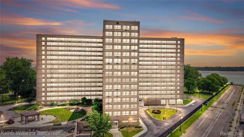 8900 Jefferson Avenue Detroit City MI 48214
