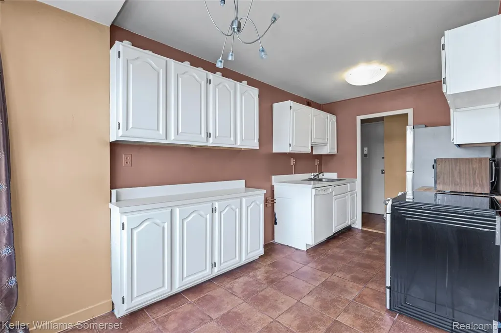 8900 Jefferson Avenue Detroit City MI 48214