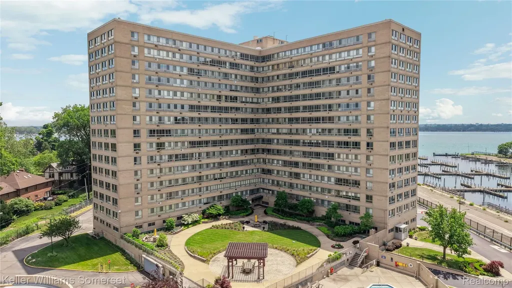 8900 Jefferson Avenue Detroit City MI 48214