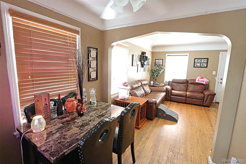 3321 Campbell Street Dearborn City MI 48124