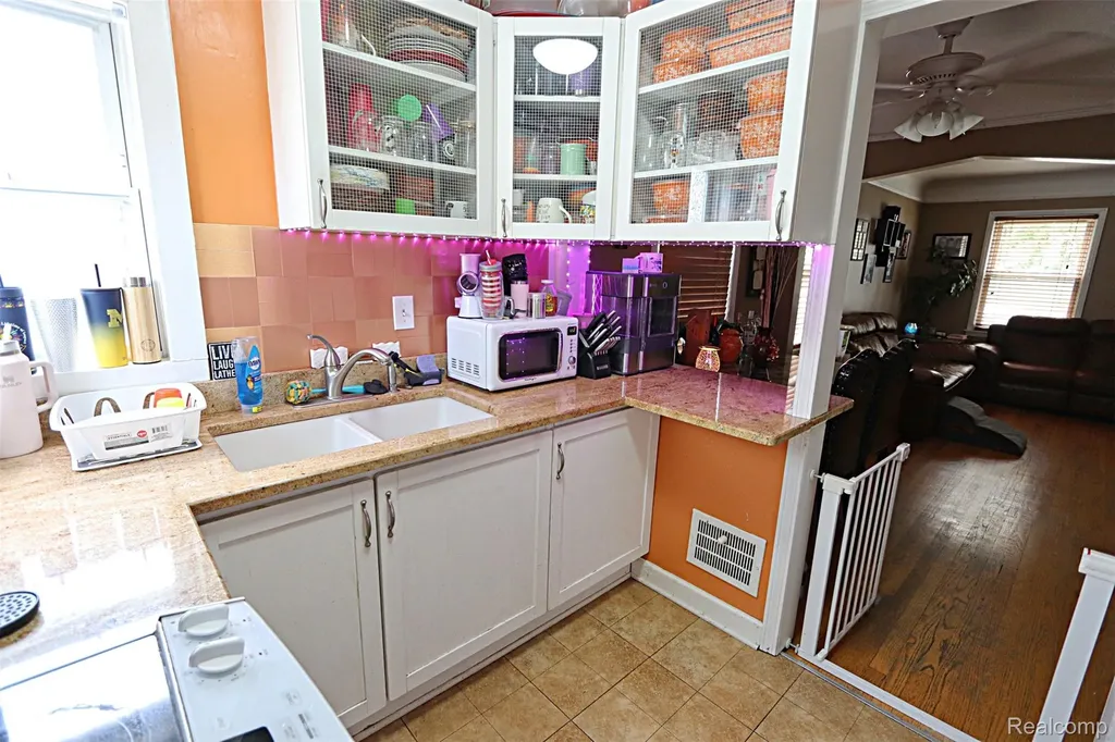 3321 Campbell Street Dearborn City MI 48124