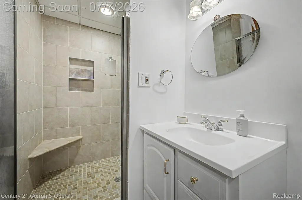 11349 Philway St Court Brighton Township MI 48114
