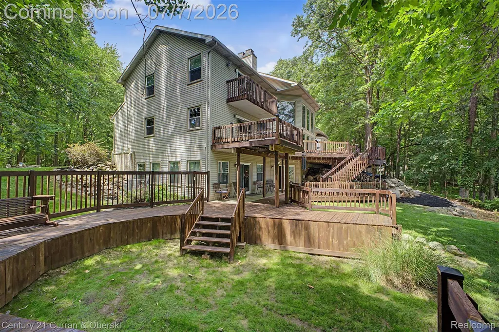 11349 Philway St Court Brighton Township MI 48114