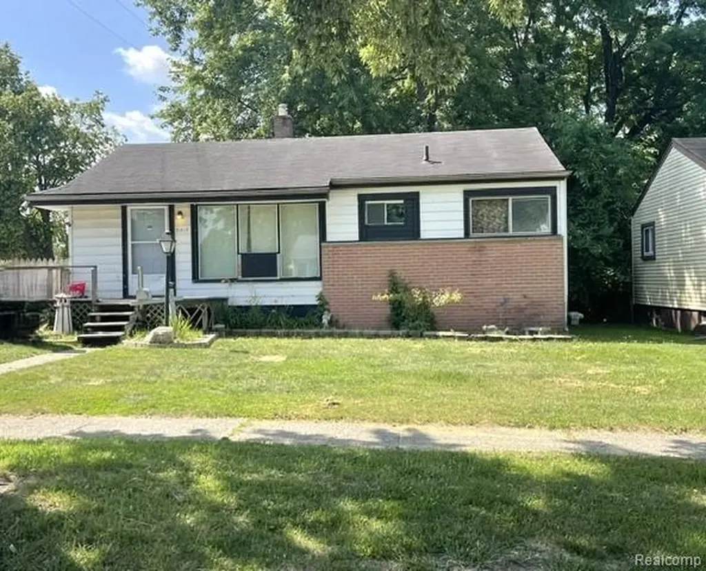 31415 Glen Street Westland City MI 48186