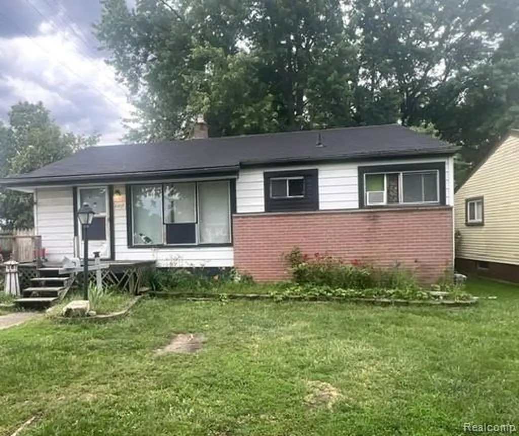 31415 Glen Street Westland City MI 48186