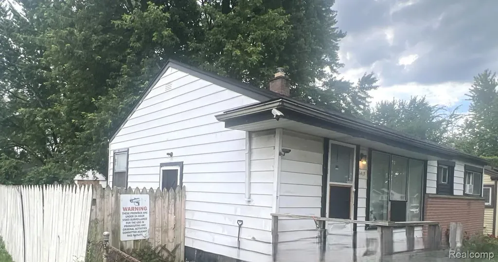 31415 Glen Street Westland City MI 48186