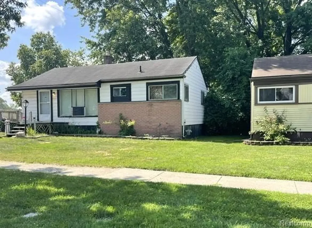 31415 Glen Street Westland City MI 48186